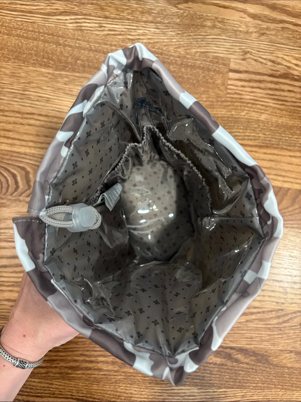 LUG - Tumbler Storage Pouch quilted Camo Taupe - Picture 5 of 5
